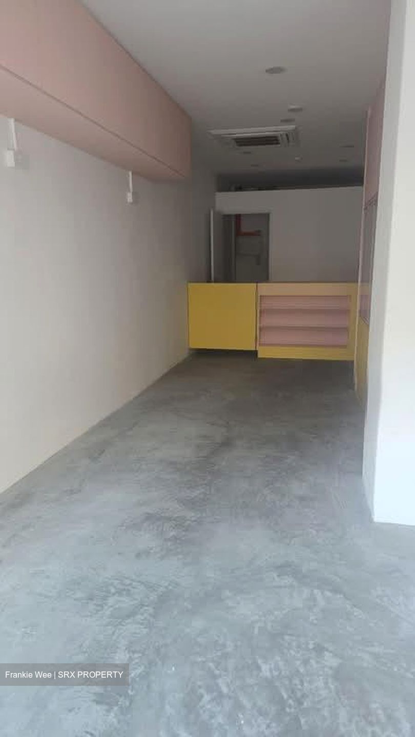 Joo Chiat Road (D15), Shop House #594037581